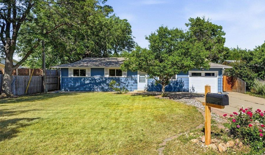 1035 6th St, Berthoud, CO 80513 - 3 Beds, 2 Bath