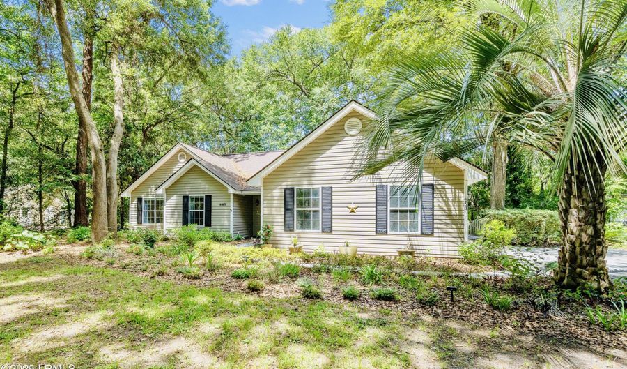663 Sams Point Rd, Beaufort, SC 29907 - 3 Beds, 2 Bath