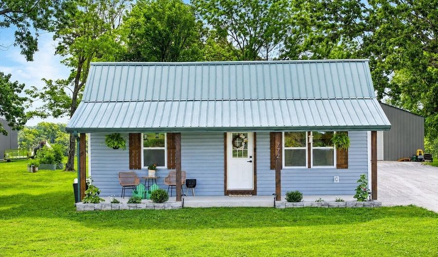 772 N Plainview Rd, Anderson, MO 64831 - 3 Beds, 2 Bath