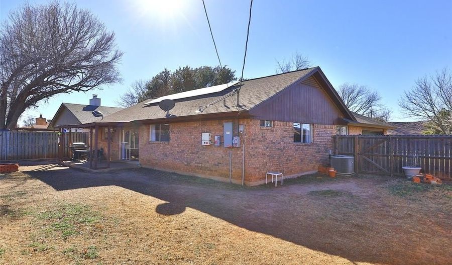 3601 Auburn Dr, Abilene, TX 79602 - 3 Beds, 2 Bath