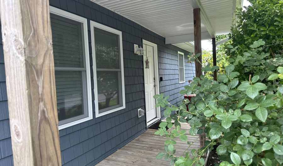 1345 Pacific Ave, Beachwood, NJ 08722 - 3 Beds, 2 Bath