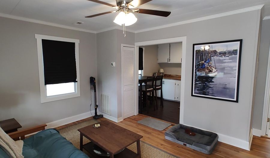 607 Waight St, Beaufort, SC 29902 - 2 Beds, 1 Bath