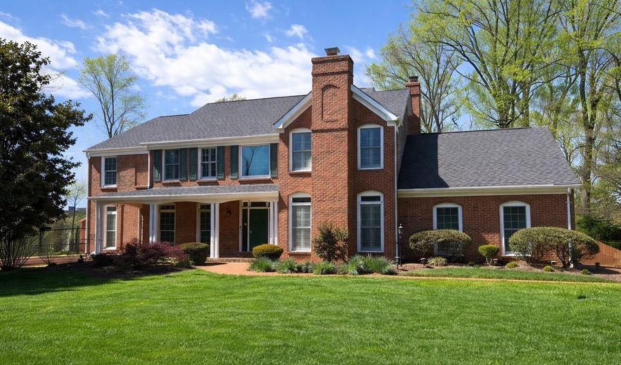 5014 GLEN PARK Rd, Annandale, VA 22003 - 5 Beds, 5 Bath