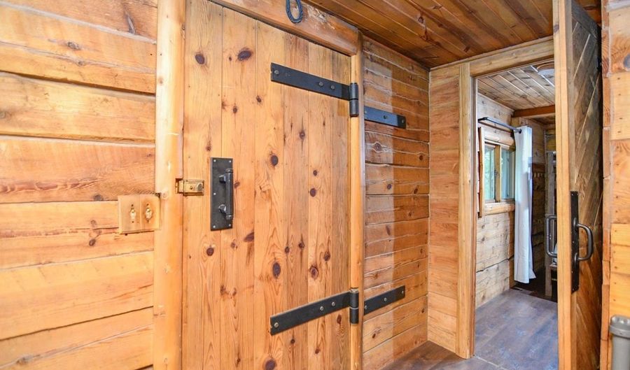 3855 NORWAY WOODS Ln, Abrams, WI 54101 - 2 Beds, 1 Bath