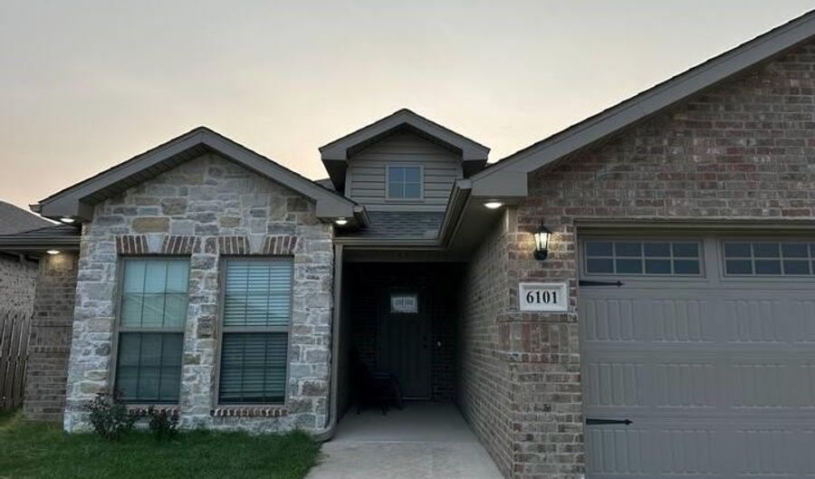 6101 NW Silas St, Bentonville, AR 72713 - 3 Beds, 2 Bath