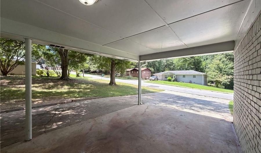 6503 Jackie Ln, Austell, GA 30106 - 3 Beds, 1 Bath