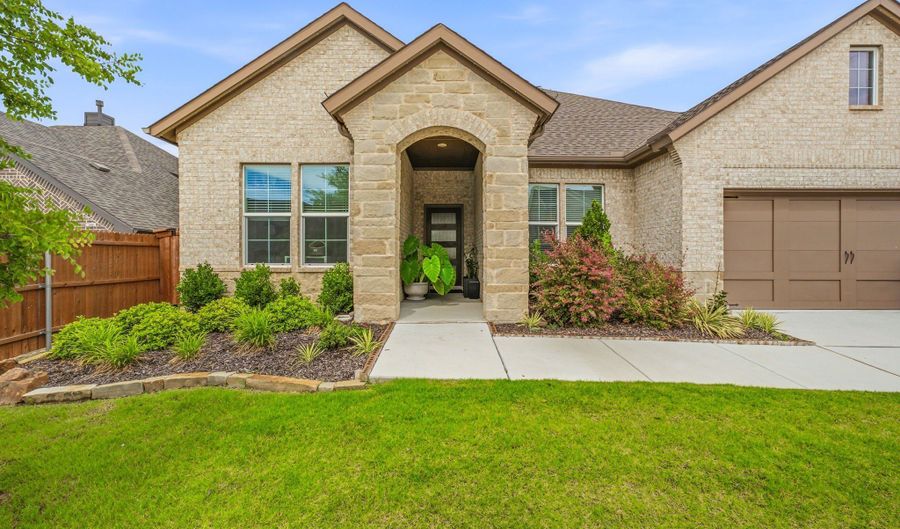 312 Honey Brook Ln, Aledo, TX 76008 - 4 Beds, 3 Bath