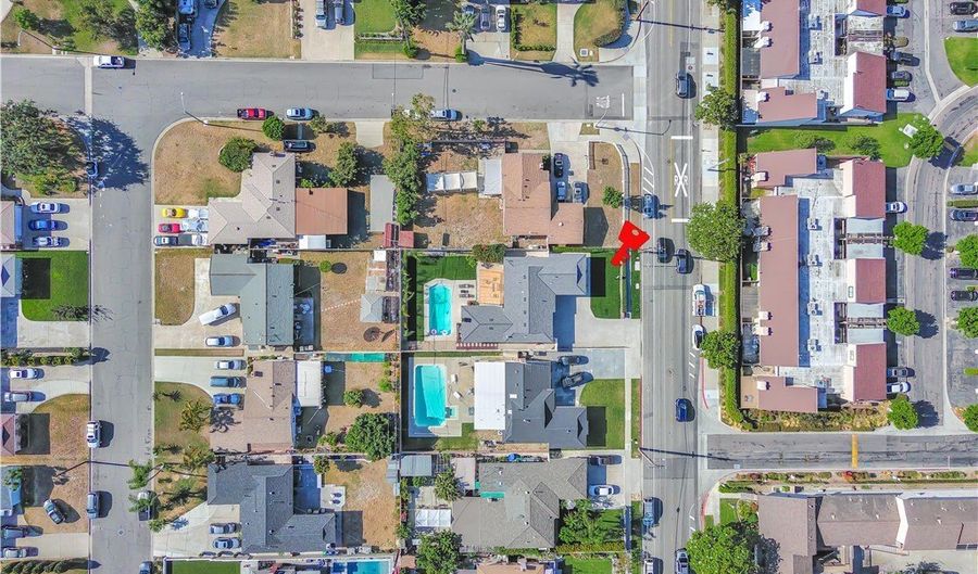 1657 S Nutwood St, Anaheim, CA 92804 - 3 Beds, 2 Bath