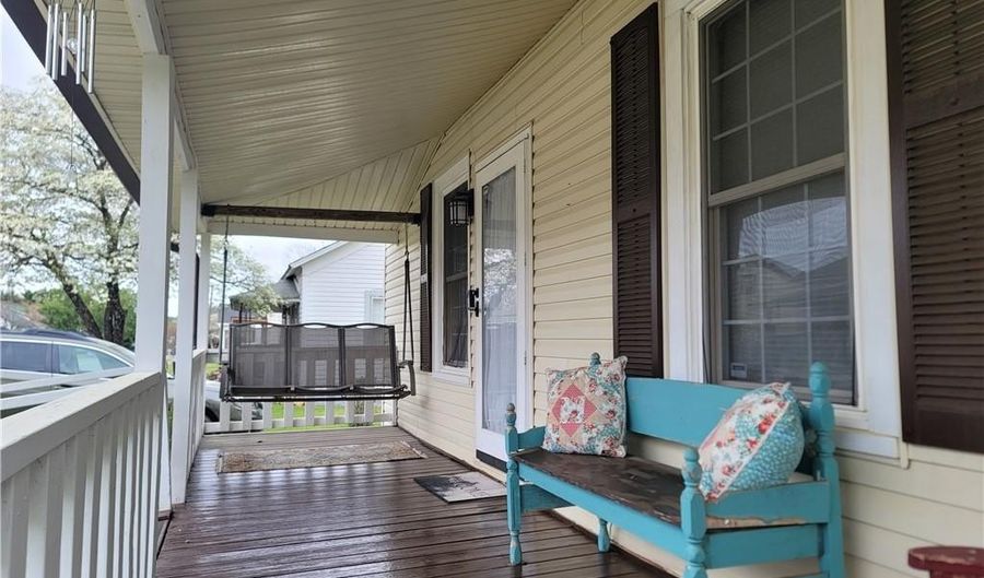 29 Elm St, Aragon, GA 30104 - 4 Beds, 2 Bath