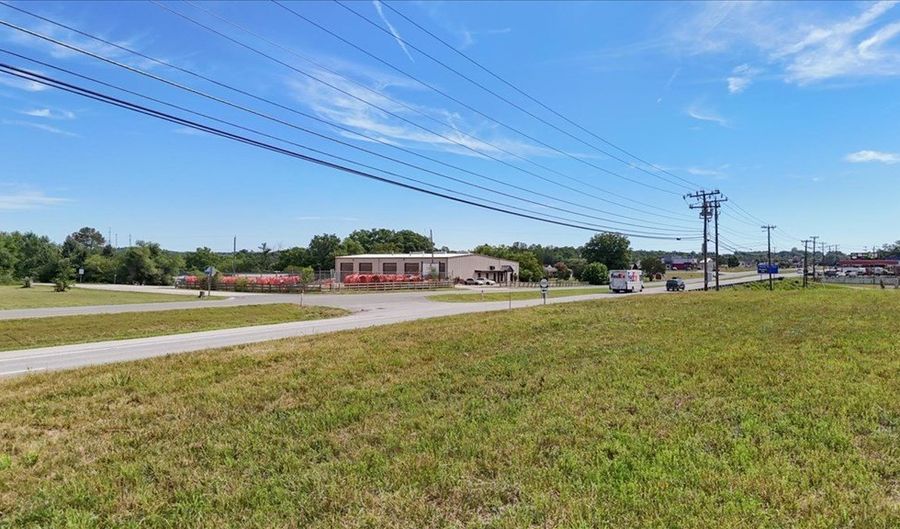 Richmond Hwy, Appomattox, VA 24522 - 0 Beds, 0 Bath