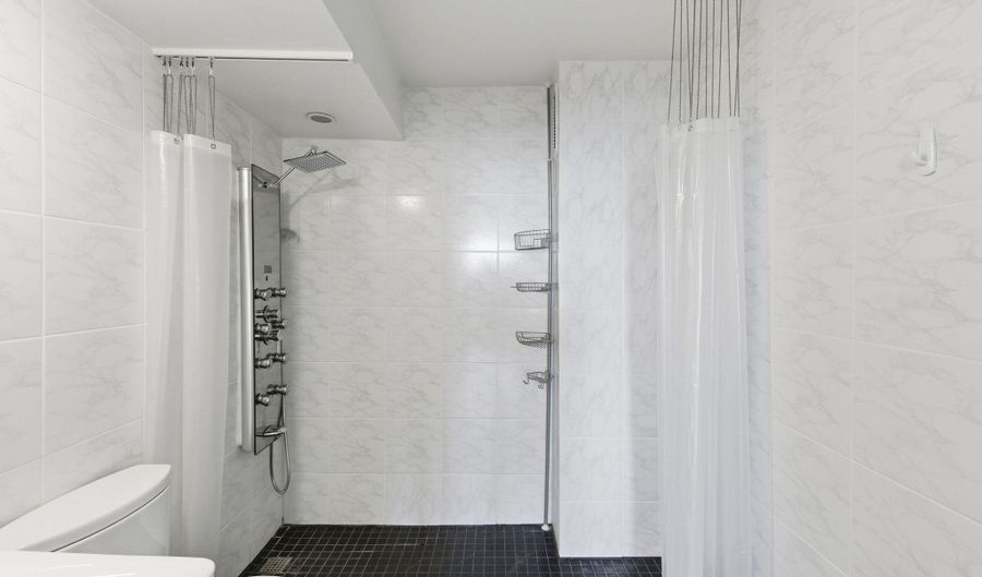 1330 NEW HAMPSHIRE Ave NW 720, Washington, DC 20036 - 0 Beds, 1 Bath