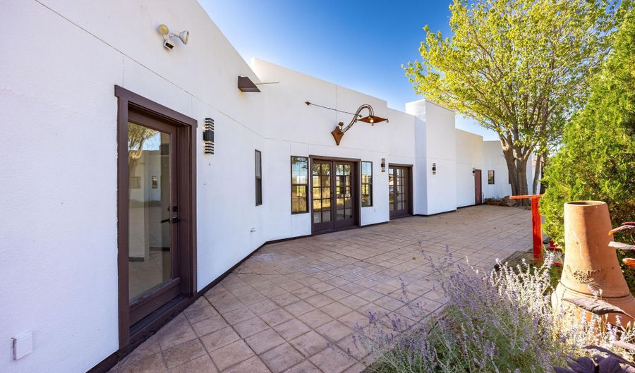 1151 E BORDER Rd, Bisbee, AZ 85603 - 6 Beds, 4 Bath