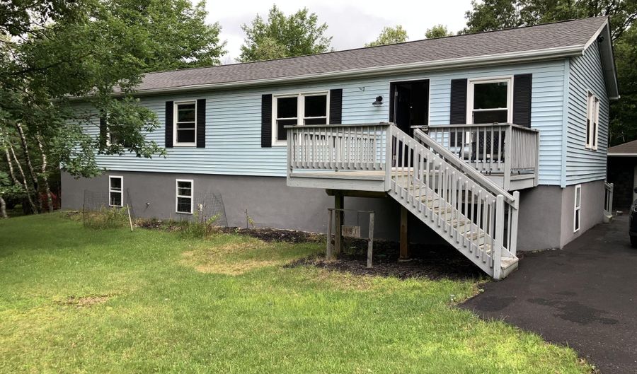 181 Winding Way, Albrightsville, PA 18210 - 3 Beds, 2 Bath