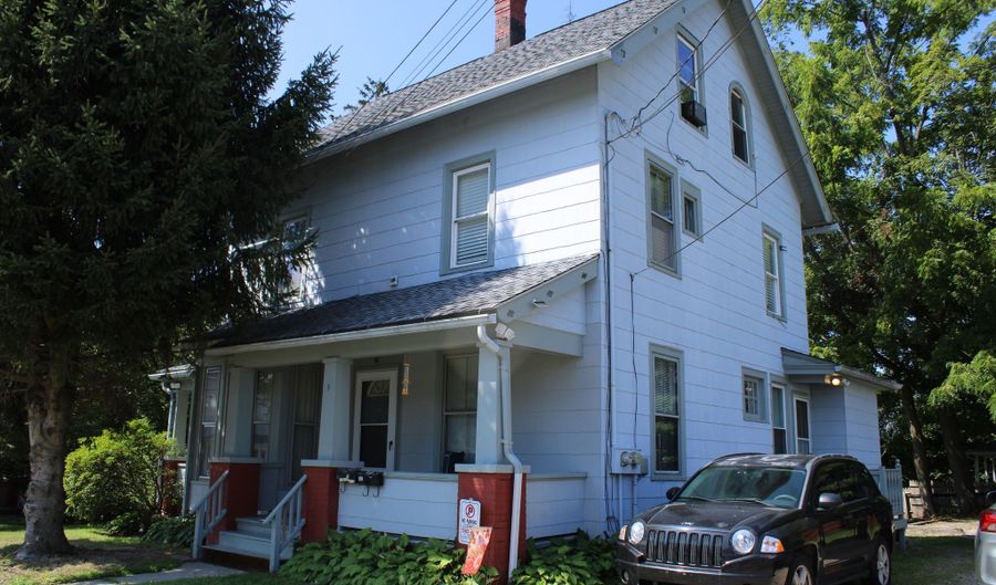 58 Lincoln St, Bristol, CT 06010 - 4 Beds, 2 Bath
