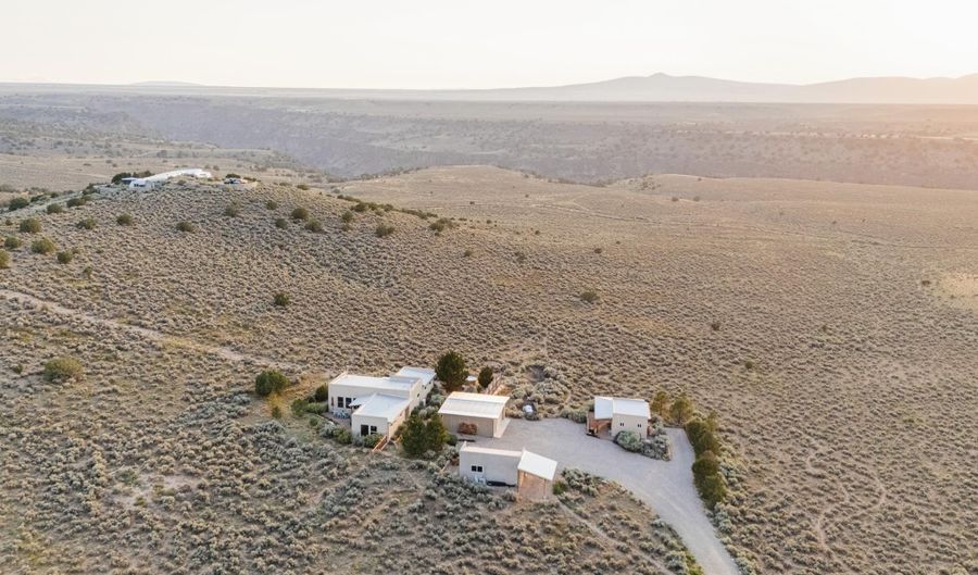 169 Coyote Loop, Arroyo Hondo, NM 87513 - 3 Beds, 3 Bath