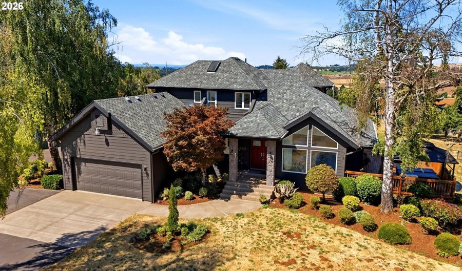 8325 Redwood Dr SE, Aumsville, OR 97325 - 4 Beds, 4 Bath