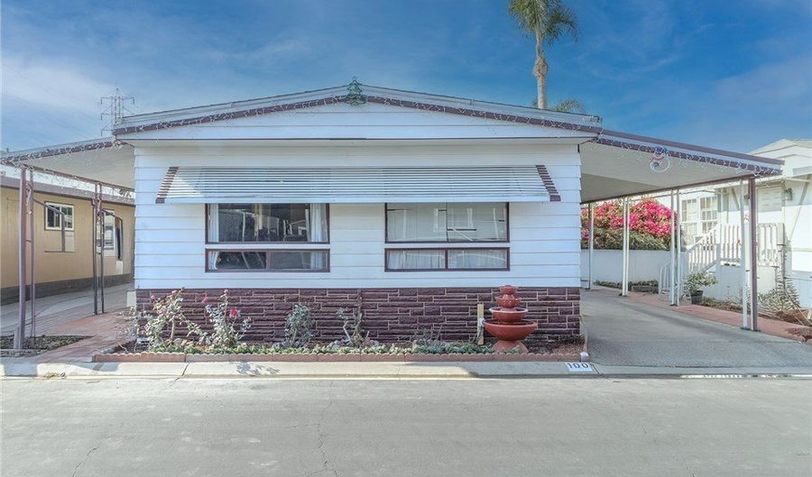 1616 S Euclid, Anaheim, CA 92802 - 5 Beds, 2 Bath