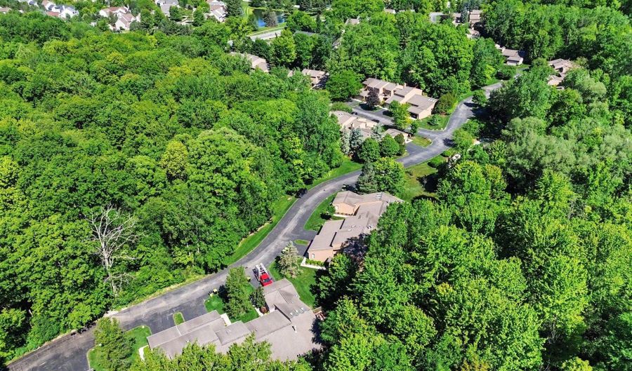 507 Woodgrove Dr 31, Ann Arbor, MI 48103 - 2 Beds, 3 Bath