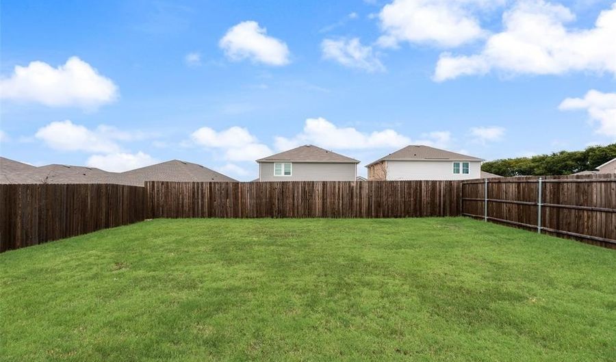 708 Peach Tree Ln, Anna, TX 75409 - 3 Beds, 2 Bath