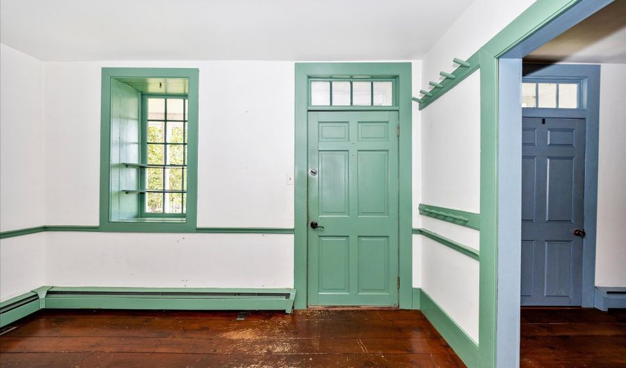 2301 MOUNT EPHRAIM Rd, Adamstown, MD 21710 - 5 Beds, 2 Bath