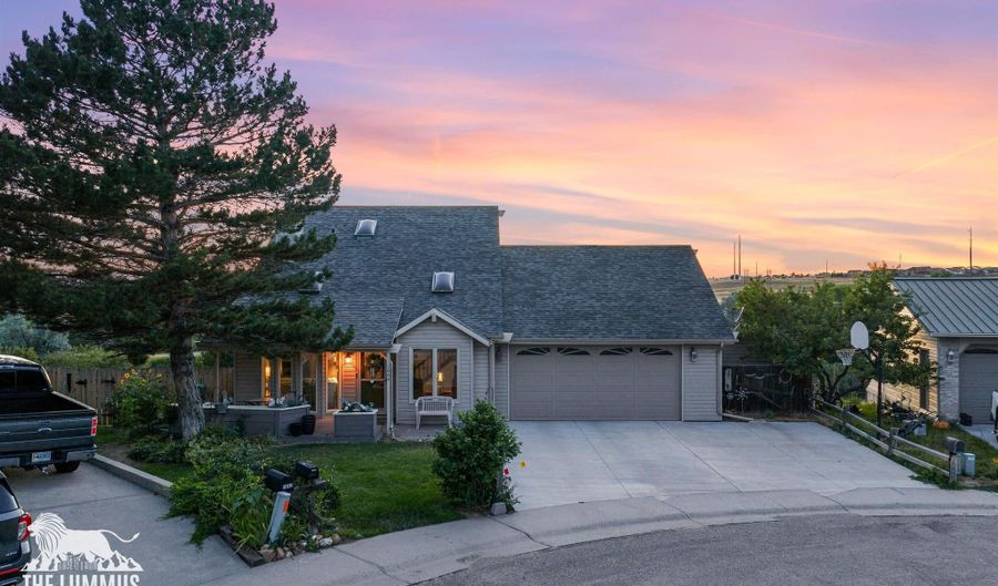 1664 Begonia, Casper, WY 82604 - 3 Beds, 4 Bath