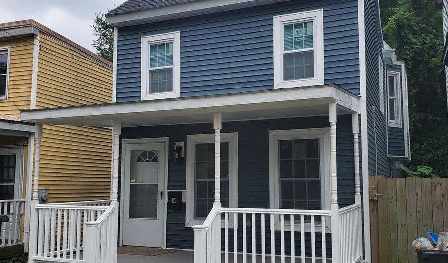 8 S GOVERNORS Ave, Dover, DE 19904 - 3 Beds, 2 Bath