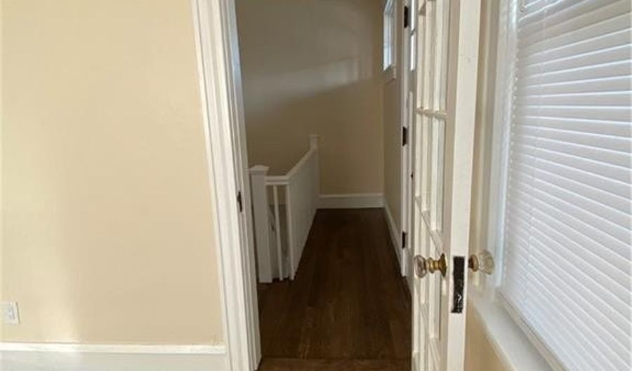 130 Wollaston St 2, Cranston, RI 02910 - 2 Beds, 1 Bath