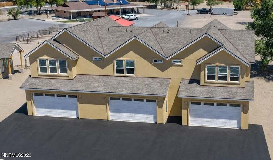 152 Jennys Ln, Fernley, NV 89408 - 2 Beds, 3 Bath