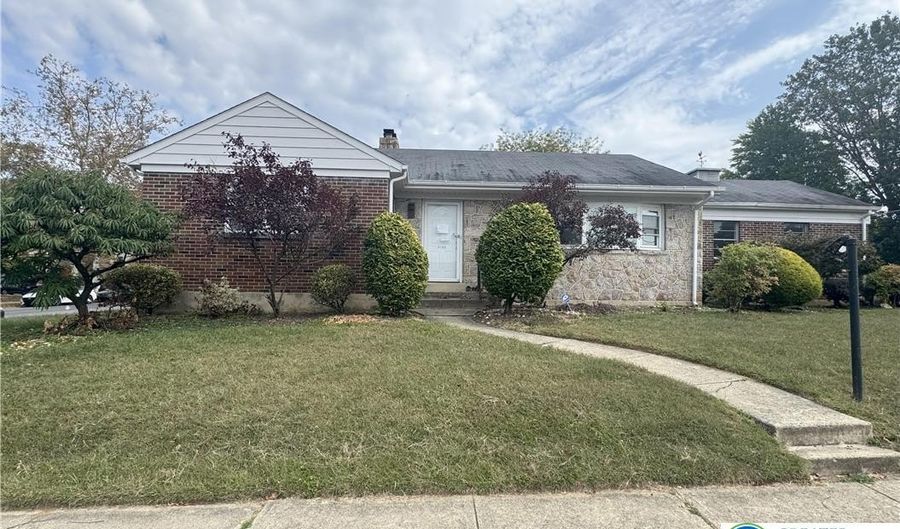 2150 W Livingston St, Allentown, PA 18104 - 2 Beds, 2 Bath