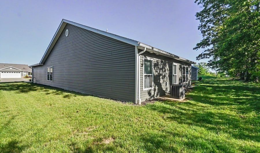 1547 Arrow Dr, Ashland, OH 44805 - 2 Beds, 2 Bath