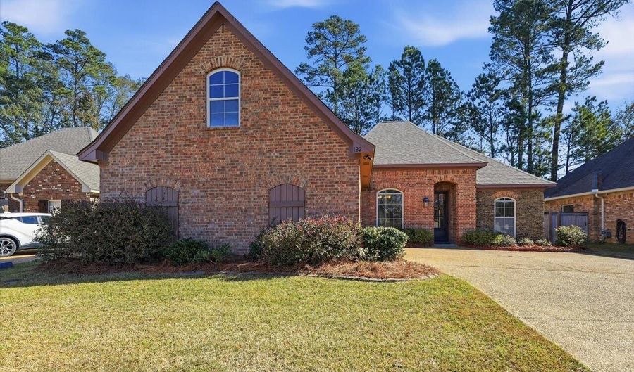 122 Provonce Park, Brandon, MS 39042 - 3 Beds, 2 Bath