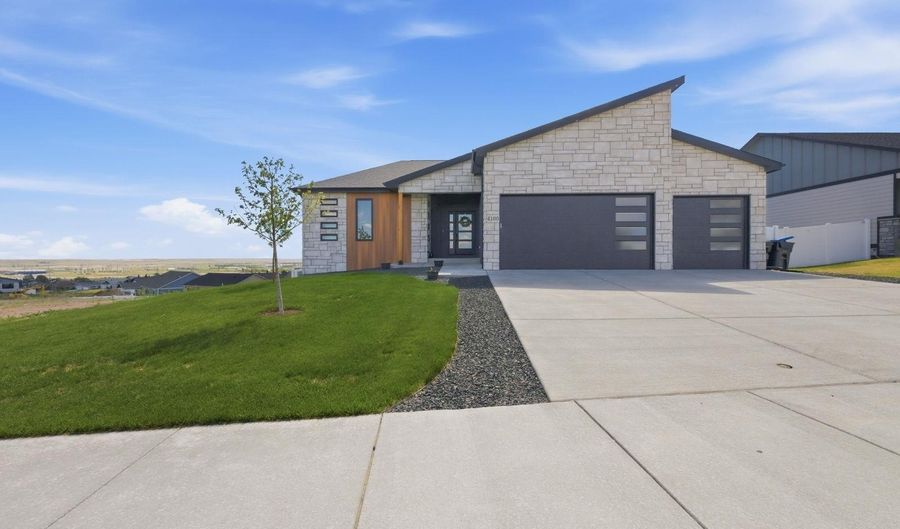 4100 SAGE Rd, Cheyenne, WY 82001 - 3 Beds, 3 Bath