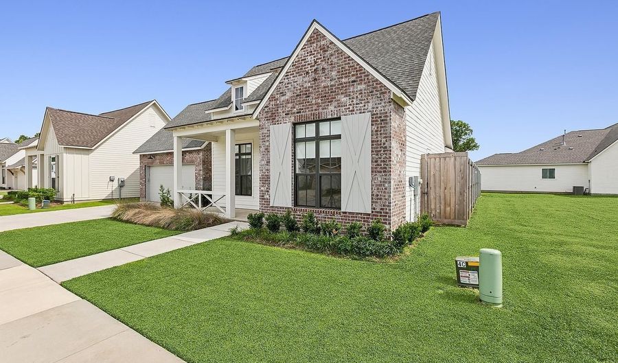 19032 Merchants Trail Ave, Baton Rouge, LA 70817 - 4 Beds, 3 Bath