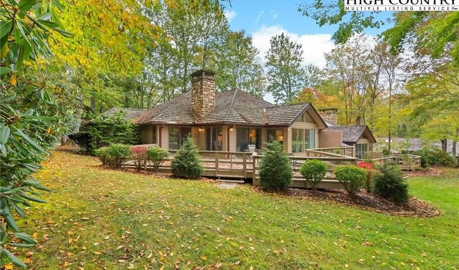 870 Clubhouse Dr A1, Banner Elk, NC 28604 - 3 Beds, 3 Bath