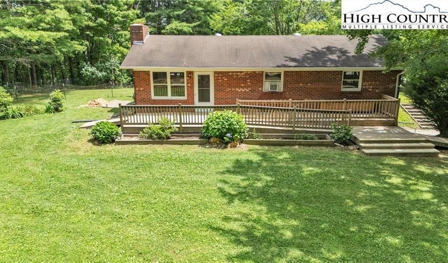 468 NC Highway 16, Crumpler, NC 28617 - 3 Beds, 2 Bath