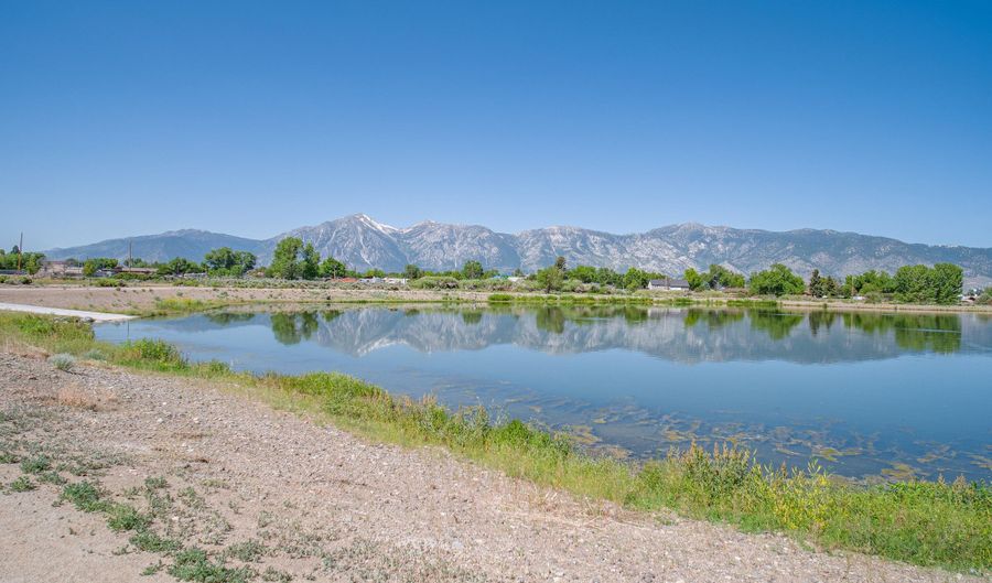 1221 Lasso Ln, Gardnerville, NV 89410 - 3 Beds, 3 Bath