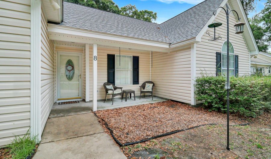 8 Brickman Way, Beaufort, SC 29907 - 4 Beds, 2 Bath