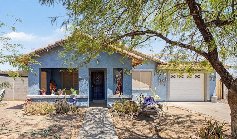 13509 S Silent Rd, Arizona City, AZ 85123 - 4 Beds, 2 Bath