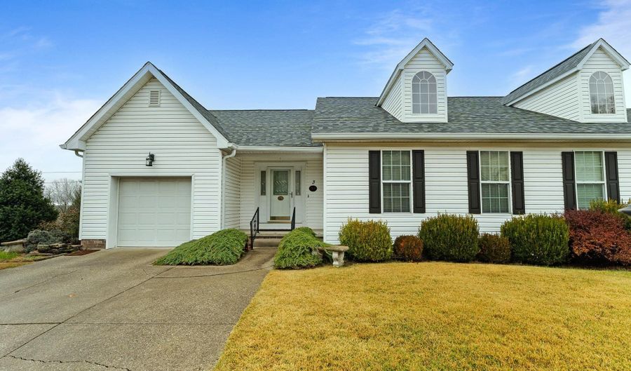 3 Piney Way, Barboursville, WV 25504 - 2 Beds, 2 Bath