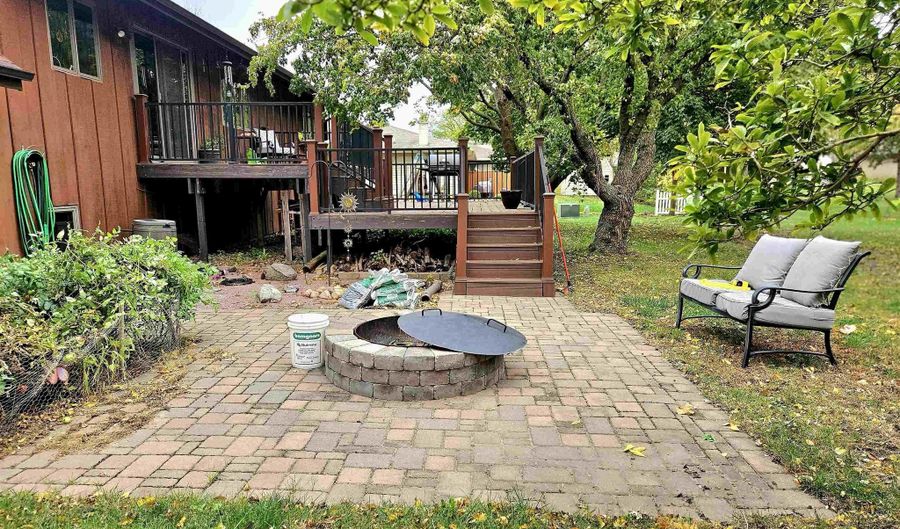 1902 E Lucas St, Algona, IA 50511 - 4 Beds, 3 Bath