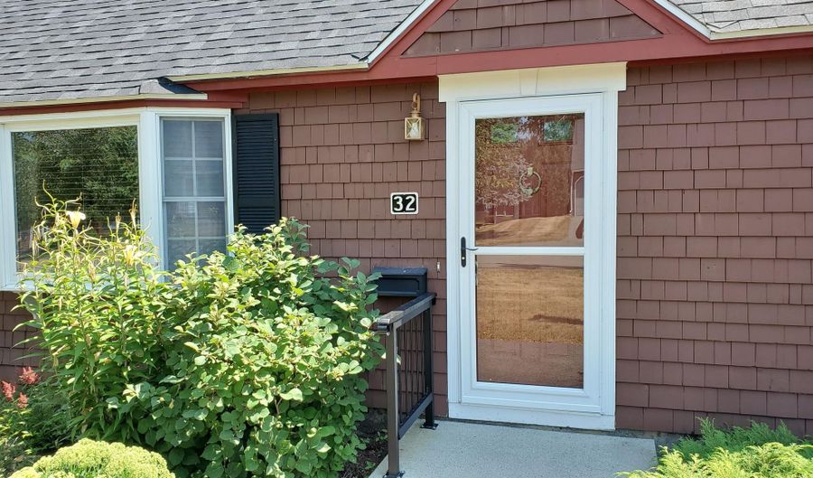 32 Cortland Cir, Bangor, ME 04401 - 2 Beds, 0 Bath