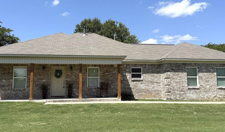 90 SQUIRES GROVE Dr, Atoka, TN 38004 - 3 Beds, 2 Bath