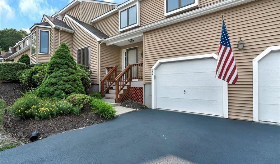 80 Fisher Rd 77, Cumberland, RI 02864 - 2 Beds, 3 Bath