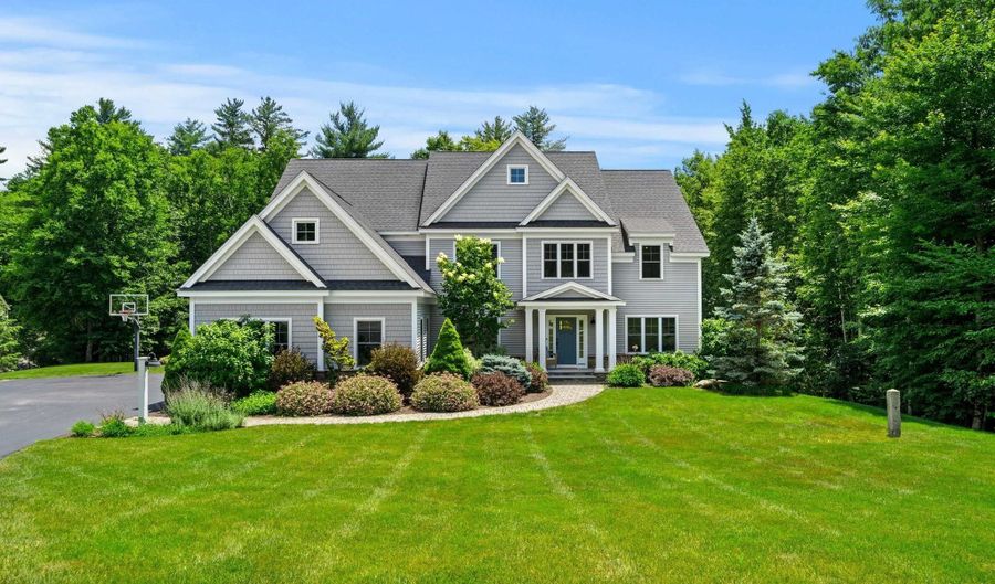 32 Settlers Ct, Bedford, NH 03110 - 4 Beds, 4 Bath