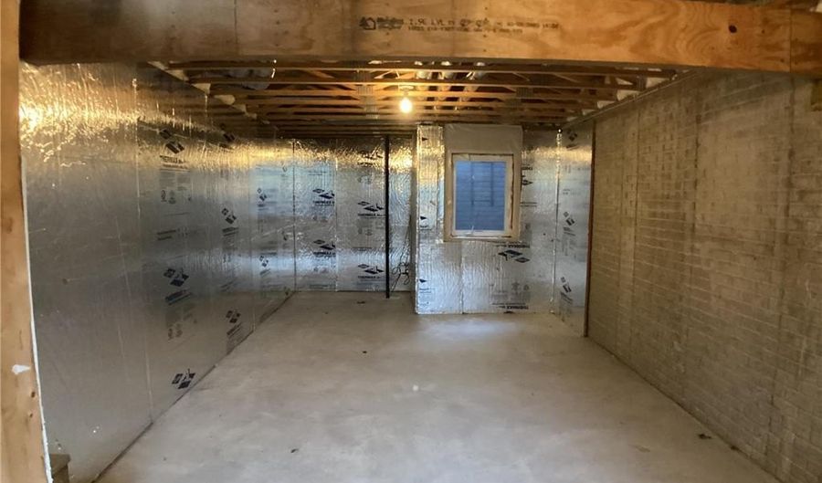 2543 11th Ave, Anoka, MN 55303 - 3 Beds, 3 Bath