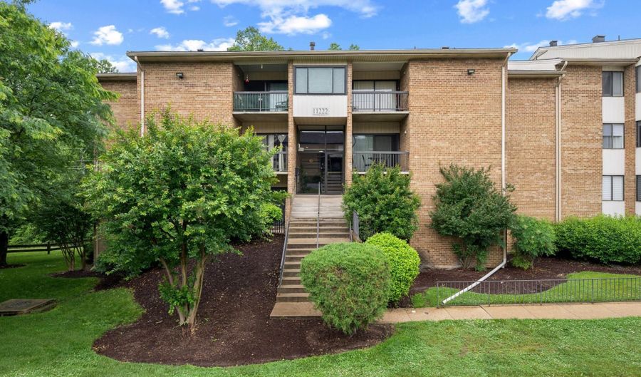 11222 CHERRY HILL Rd 202, Beltsville, MD 20705 - 2 Beds, 1 Bath