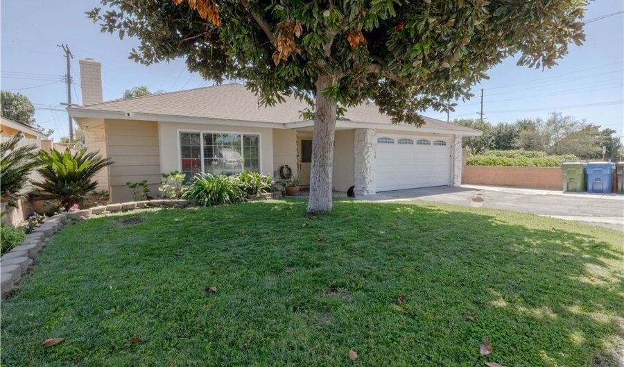 13524 Chase St, Arleta, CA 91331 - 4 Beds, 2 Bath