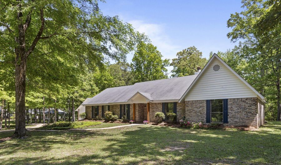 6076 Grants Ferry Rd, Brandon, MS 39047 - 5 Beds, 4 Bath