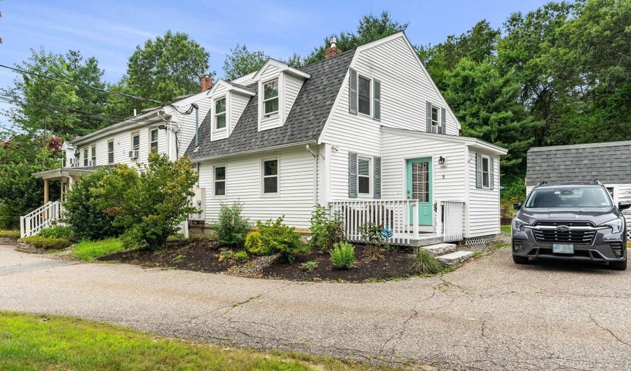 2 River Rd 5, Brentwood, NH 03833 - 3 Beds, 1 Bath