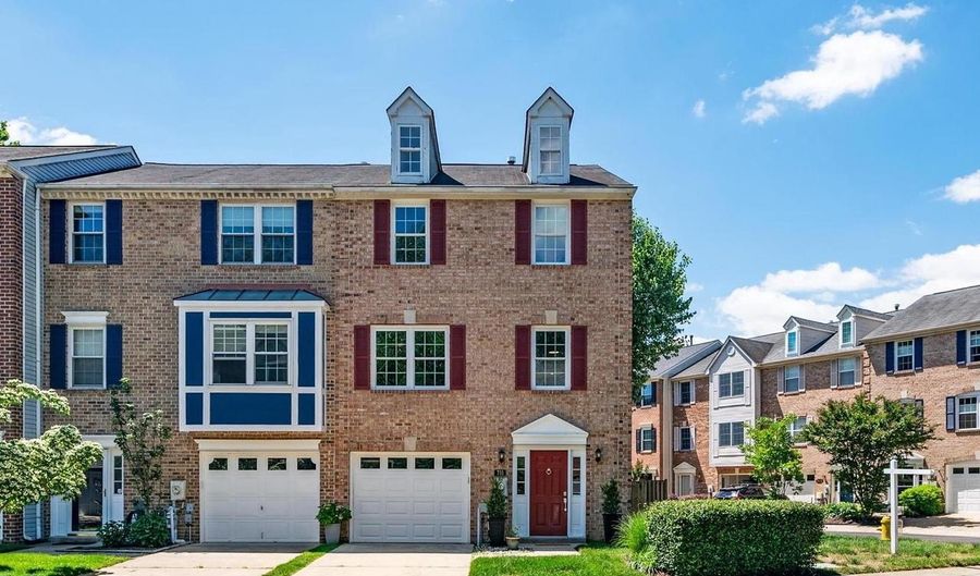 731 PINE VALLEY Dr, Arnold, MD 21012 - 3 Beds, 4 Bath